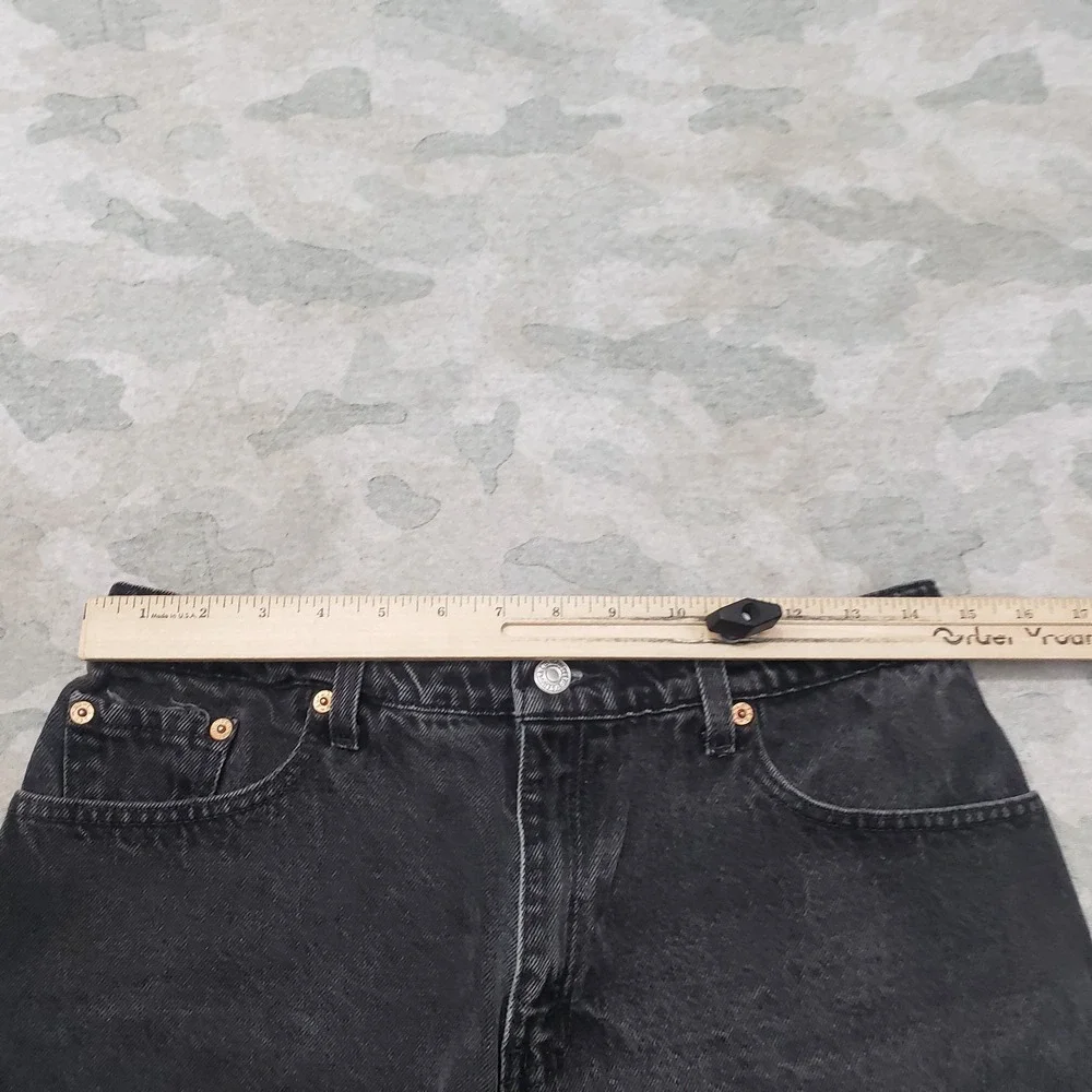 Vintage Levis Shorts Womens 10 Black Pockets Denim Jorts - Picture 6 of 11